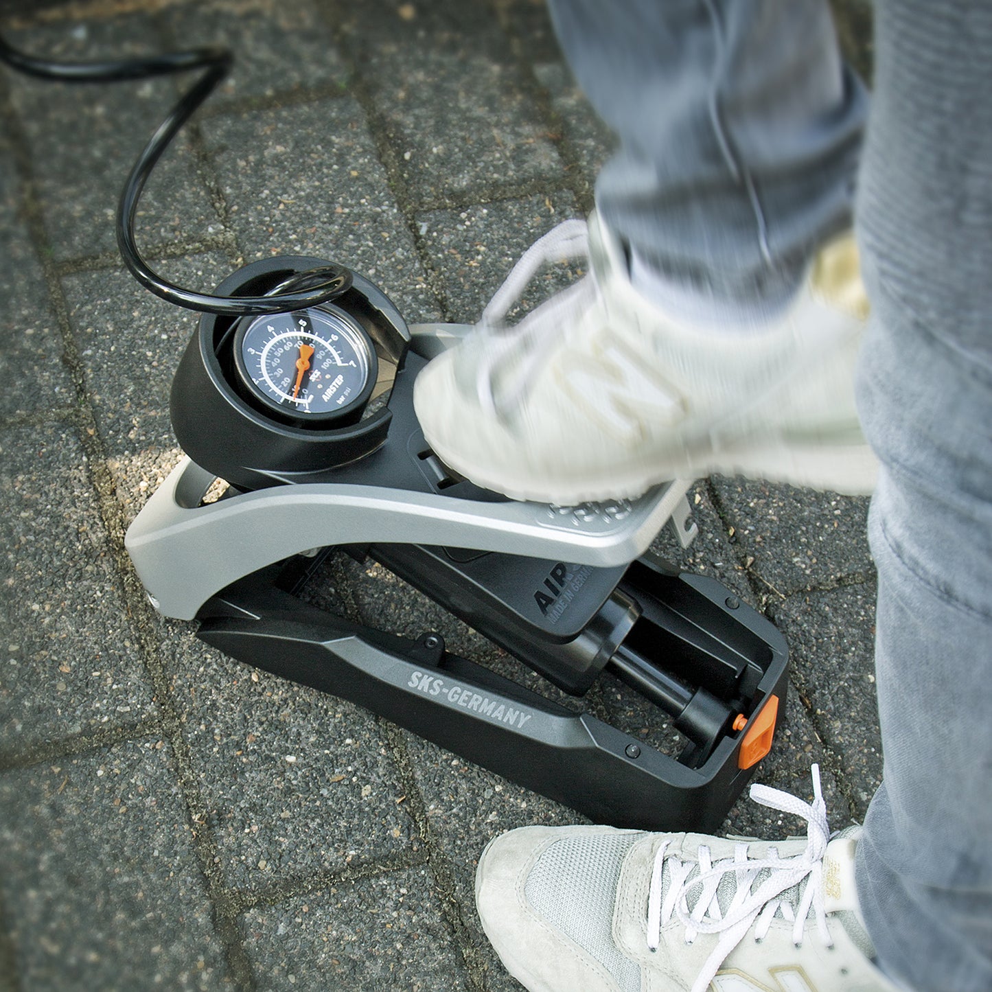 SKS Fußpumpe mit integriertem Spiralschlauch
